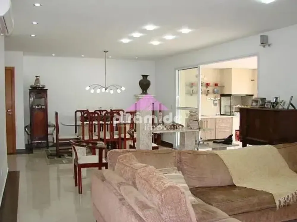 Apartamento, 3 quartos, 176 m² - Foto 1