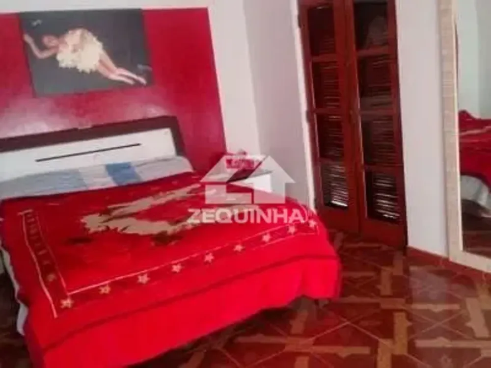 Casa, 3 quartos, 224 m² - Foto 2