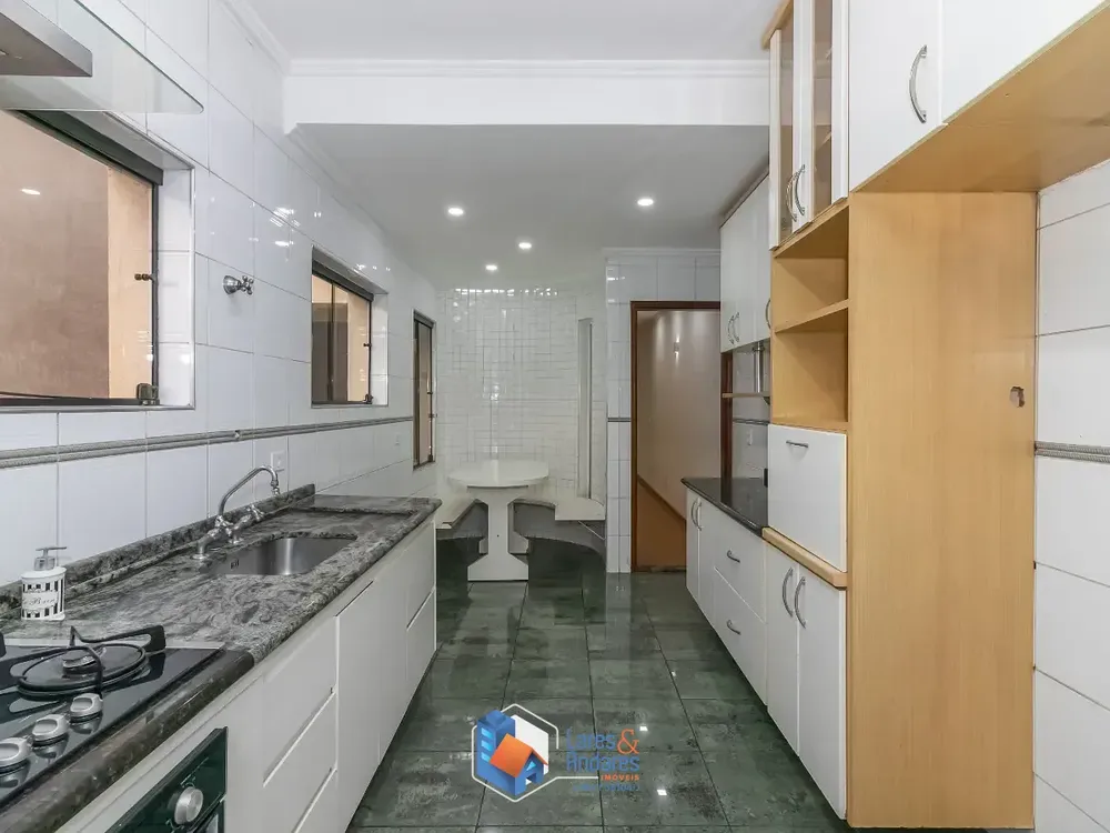 Casa, 4 quartos, 217 m² - Foto 2