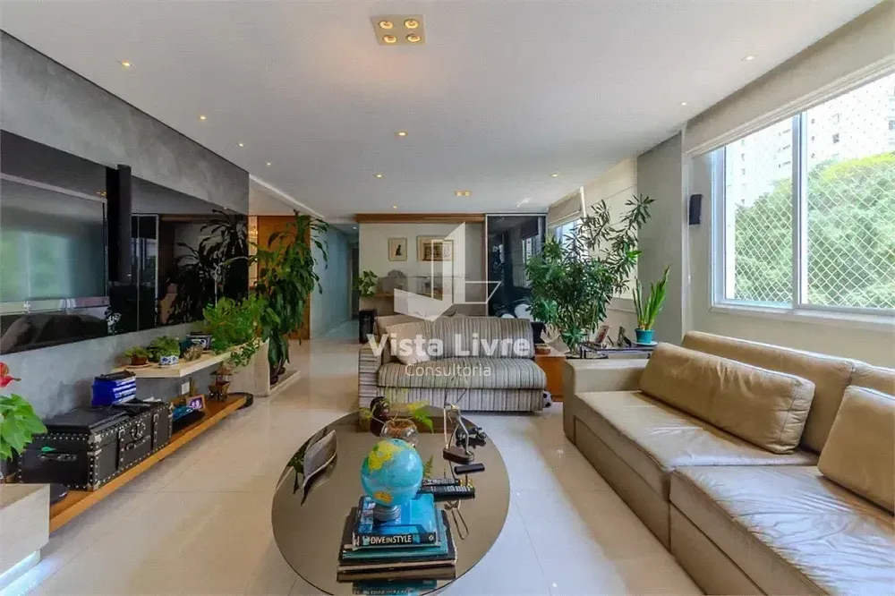 Apartamento, 3 quartos, 200 m² - Foto 1