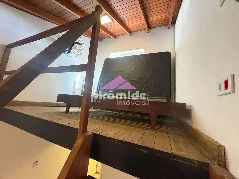 Casa, 4 quartos, 354 m² - Foto 1