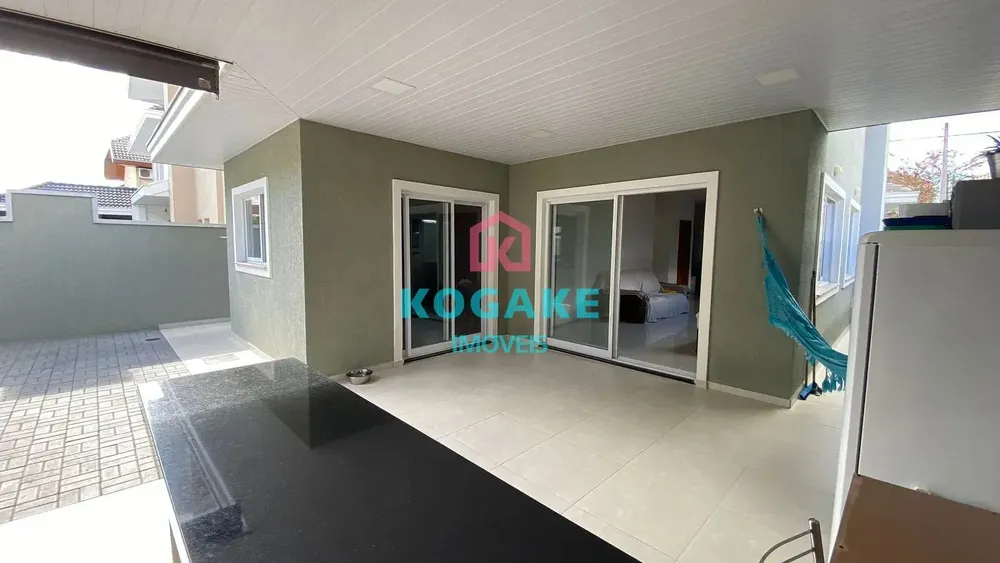 Sobrado, 4 quartos, 247 m² - Foto 1
