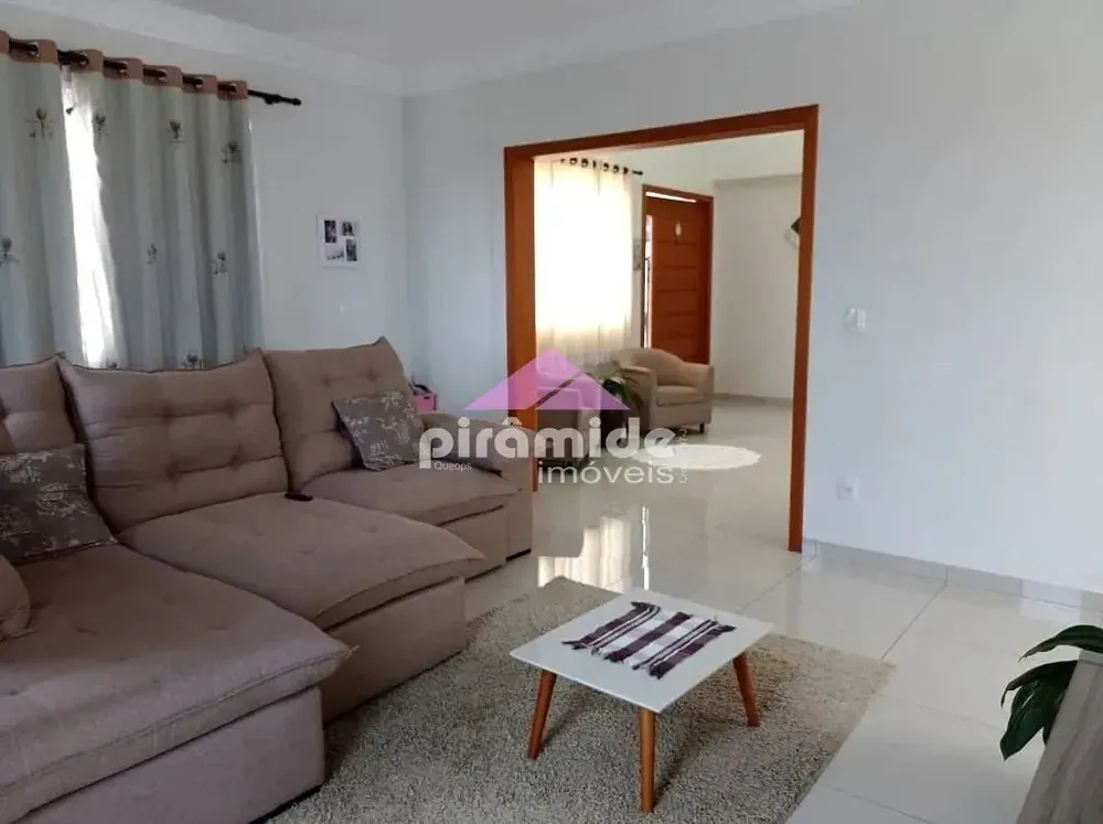 Casa, 4 quartos, 270 m² - Foto 2