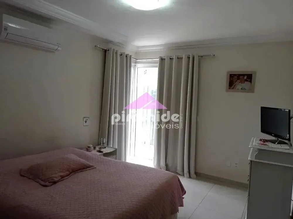 Casa, 4 quartos, 270 m² - Foto 4