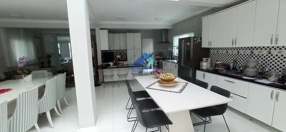 Sobrado, 3 quartos, 300 m² - Foto 6
