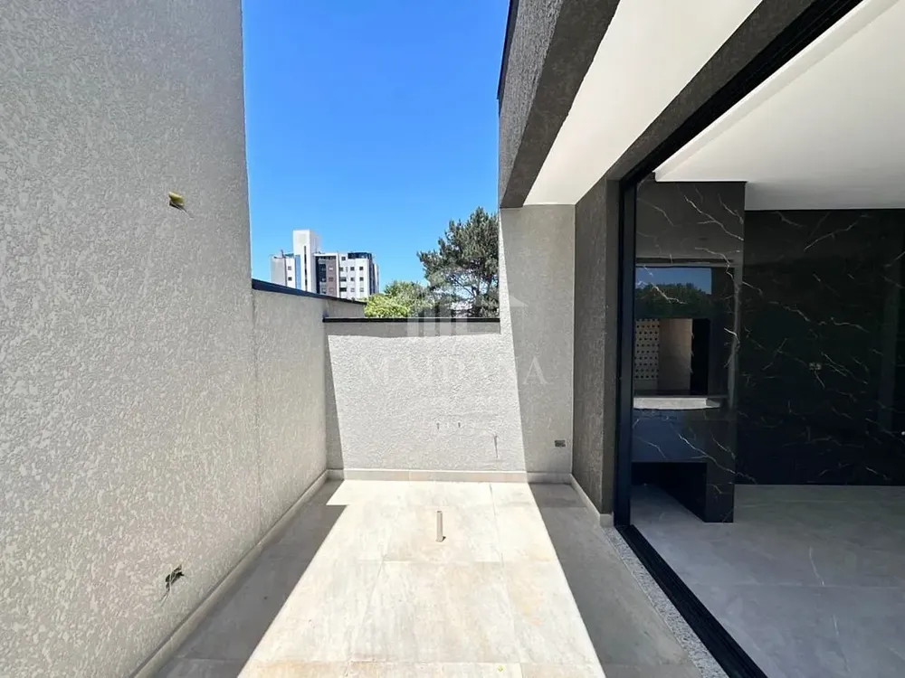 Sobrado, 3 quartos, 198 m² - Foto 1