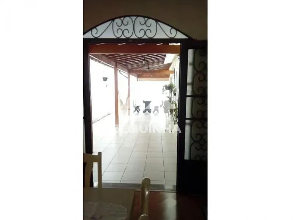 Casa, 3 quartos, 300 m² - Foto 2