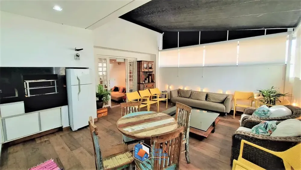Casa, 4 quartos, 340 m² - Foto 1