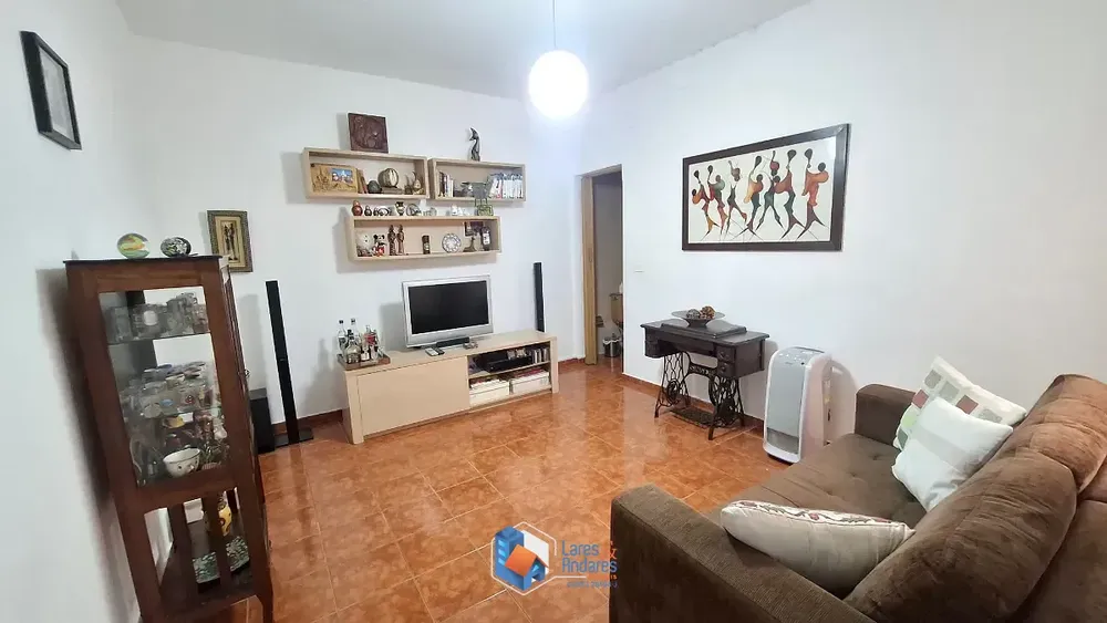 Casa, 3 quartos, 180 m² - Foto 1