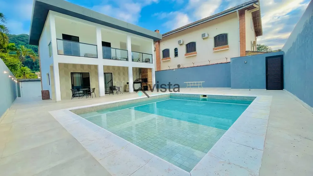Casa, 3 quartos, 250 m² - Foto 2