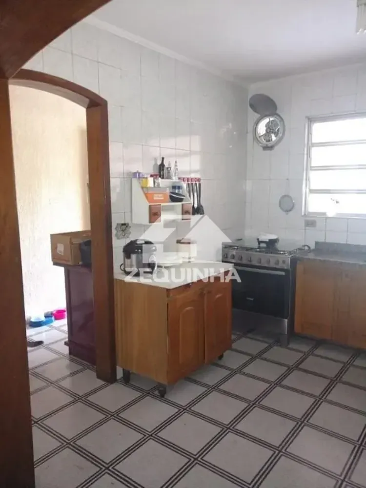 Casa, 4 quartos, 203 m² - Foto 2