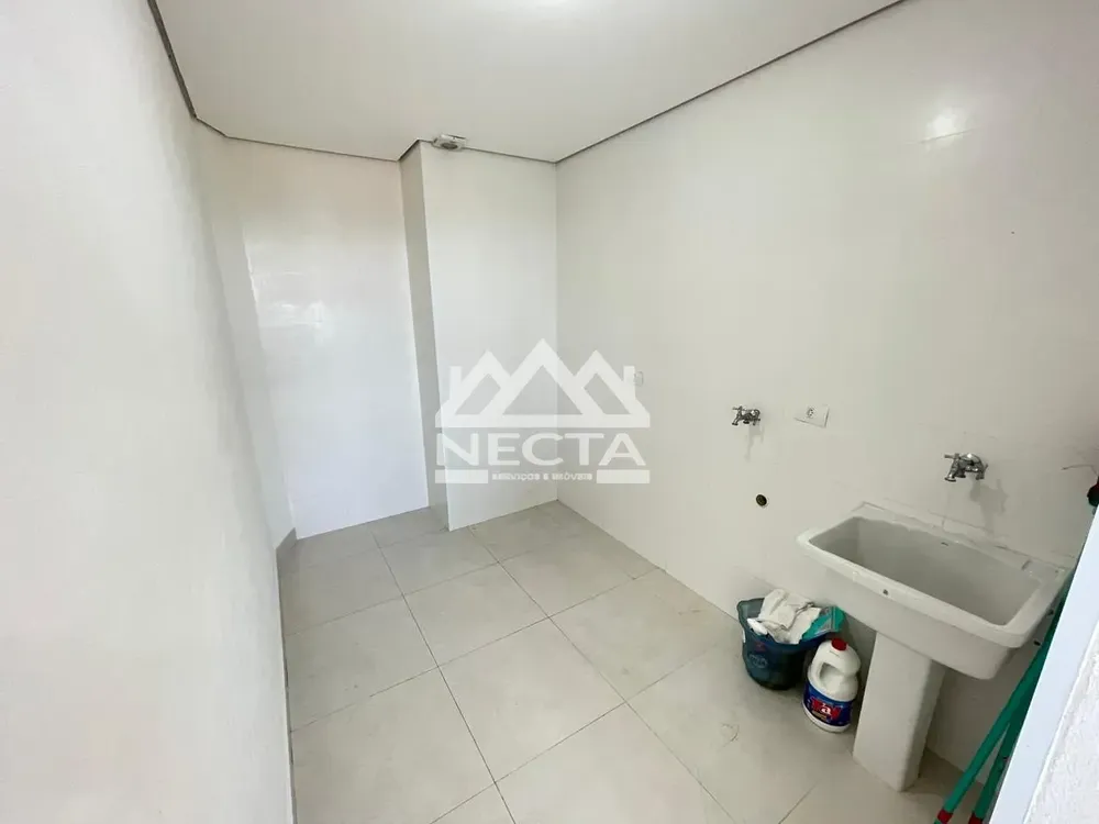 Apartamento, 3 quartos, 130 m² - Foto 2