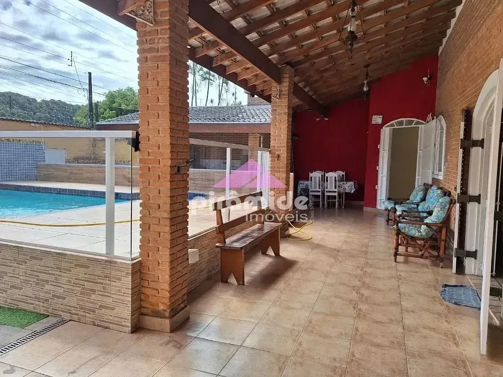 Casa, 4 quartos, 242 m² - Foto 3