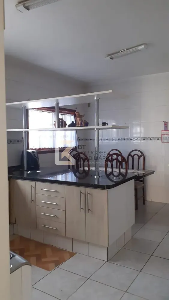 Casa, 3 quartos, 256 m² - Foto 3