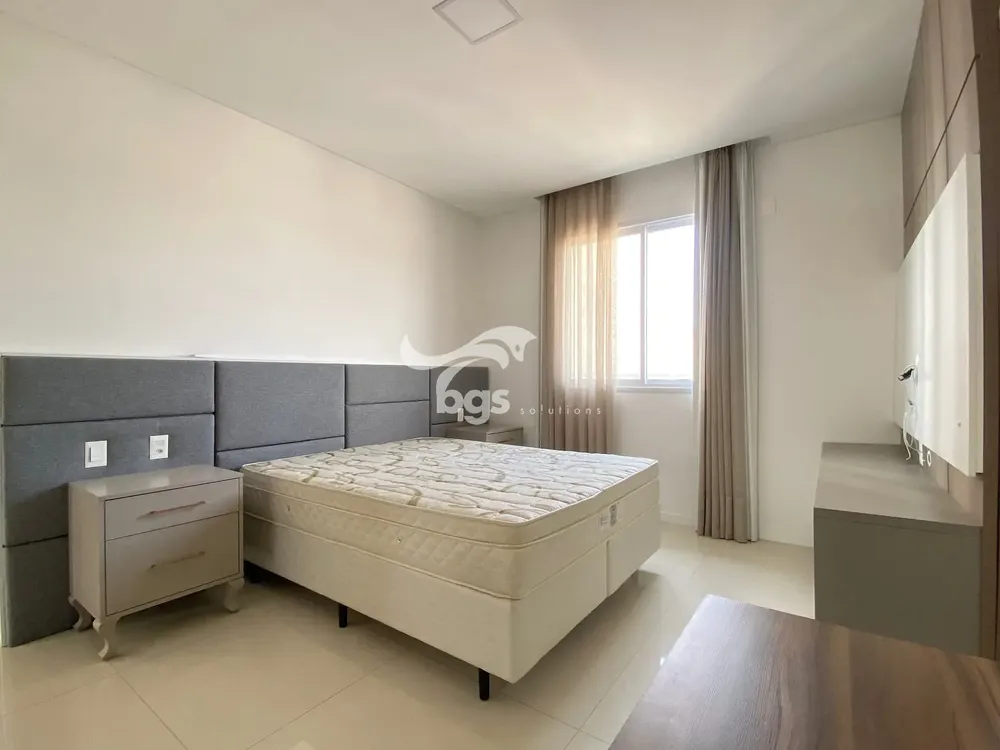 Apartamento, 3 quartos, 134 m² - Foto 4