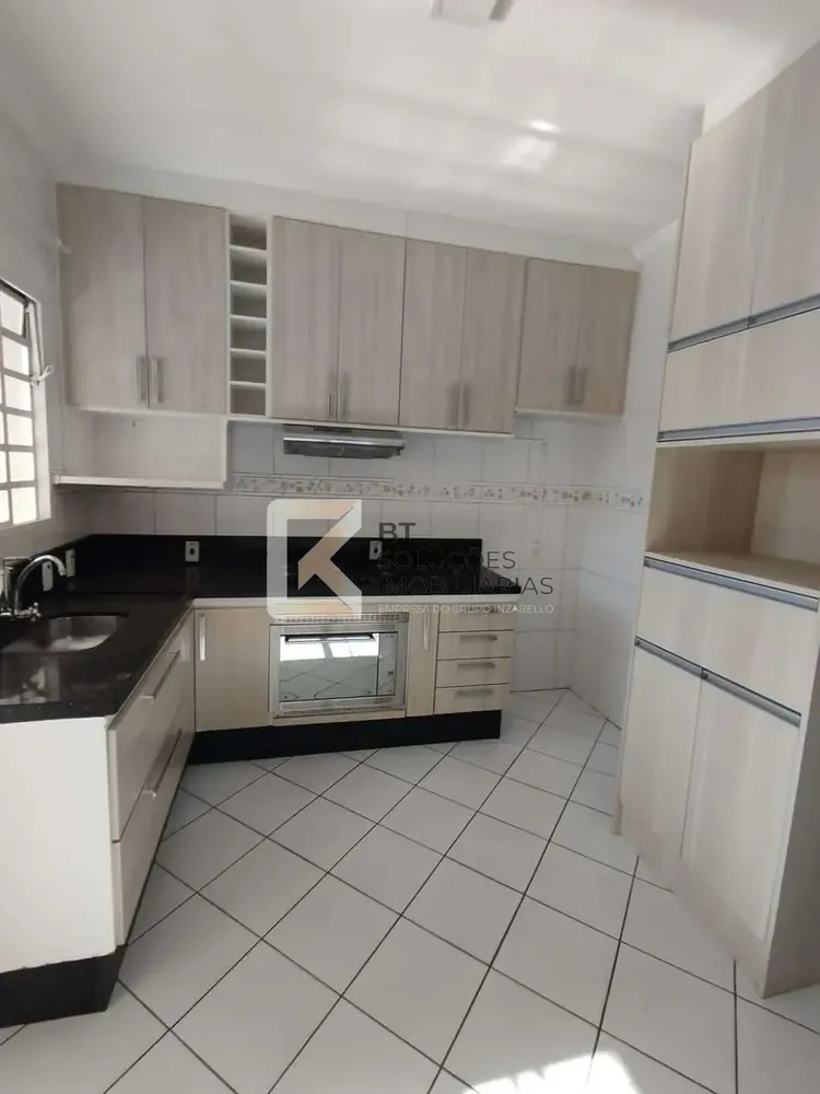 Sobrado, 3 quartos, 161 m² - Foto 2