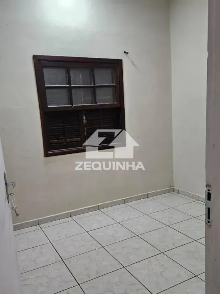 Casa, 4 quartos, 225 m² - Foto 8