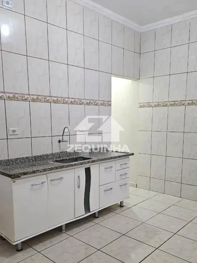 Casa, 4 quartos, 225 m² - Foto 1