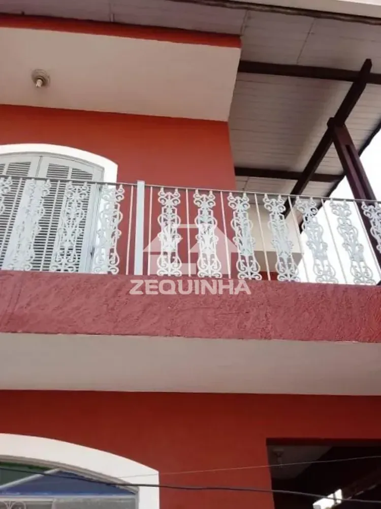 Casa, 4 quartos, 210 m² - Foto 2