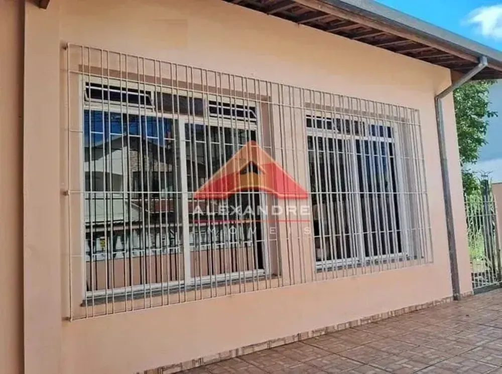 Casa, 3 quartos, 200 m² - Foto 1
