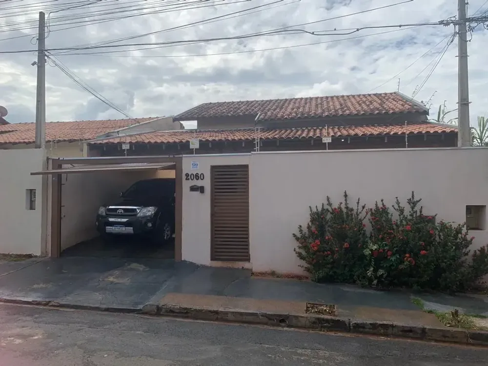 Casa, 2 quartos, 200 m² - Foto 2