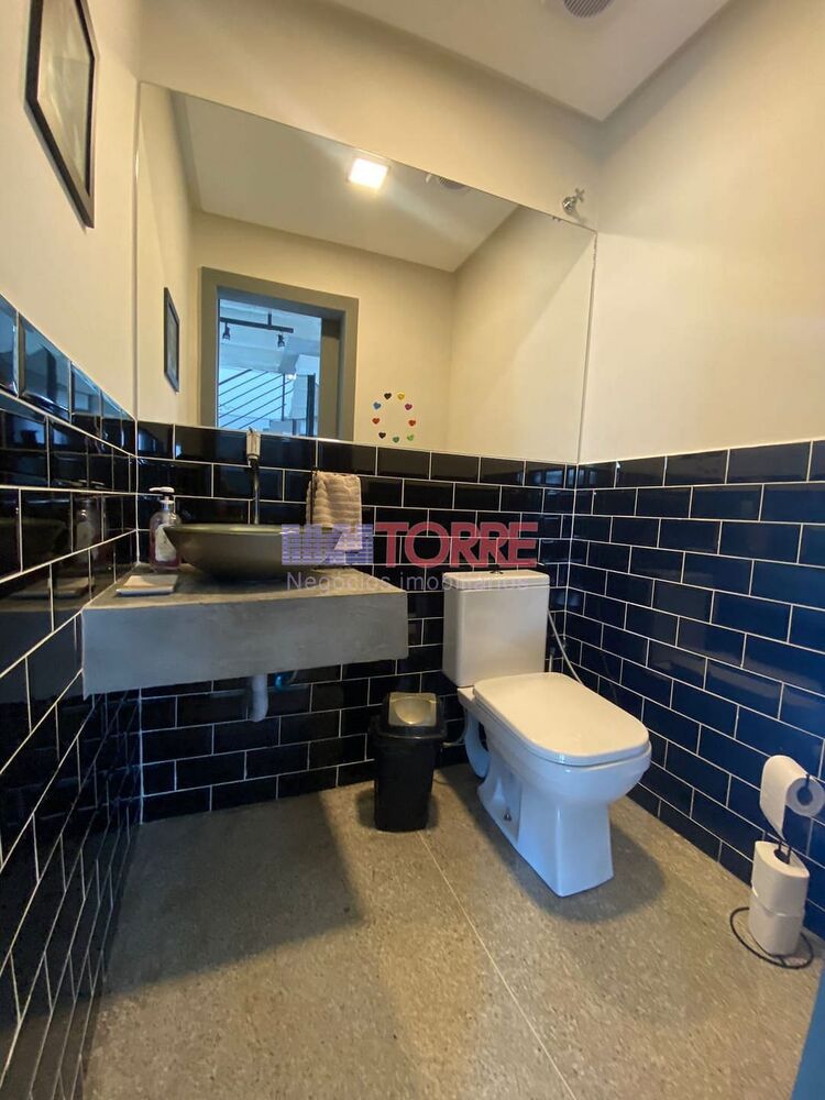 Casa à venda e aluguel com 5 quartos, 405m² - Foto 5