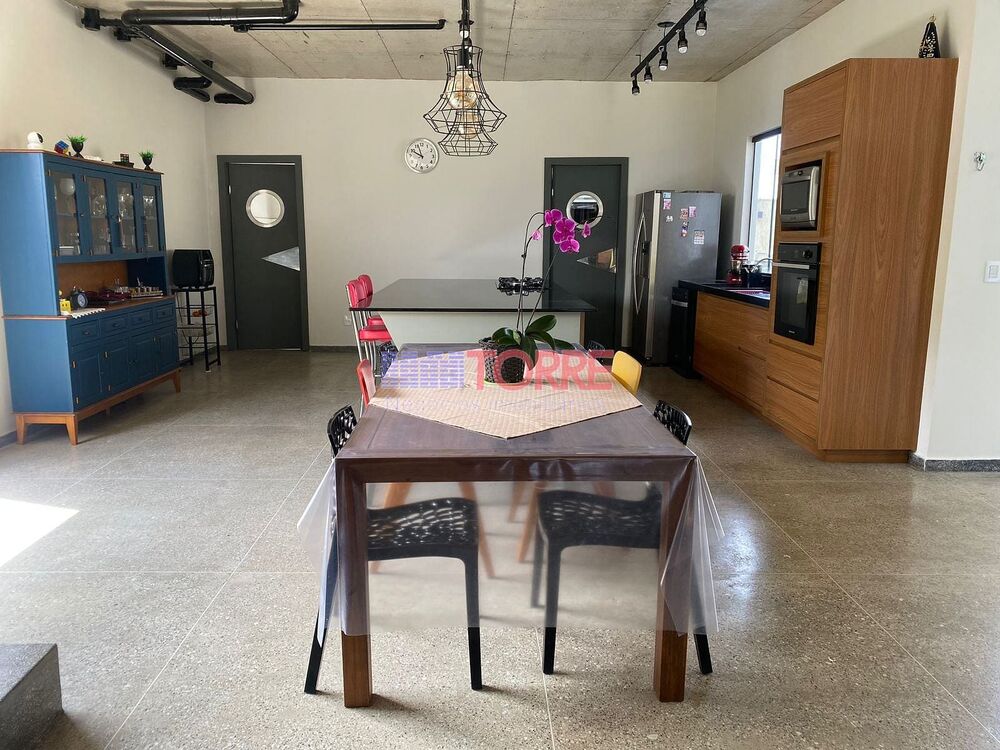 Casa à venda e aluguel com 5 quartos, 405m² - Foto 8
