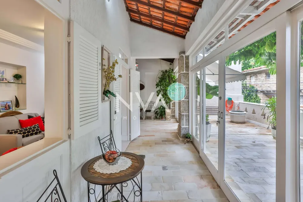 Casa, 3 quartos, 252 m² - Foto 9