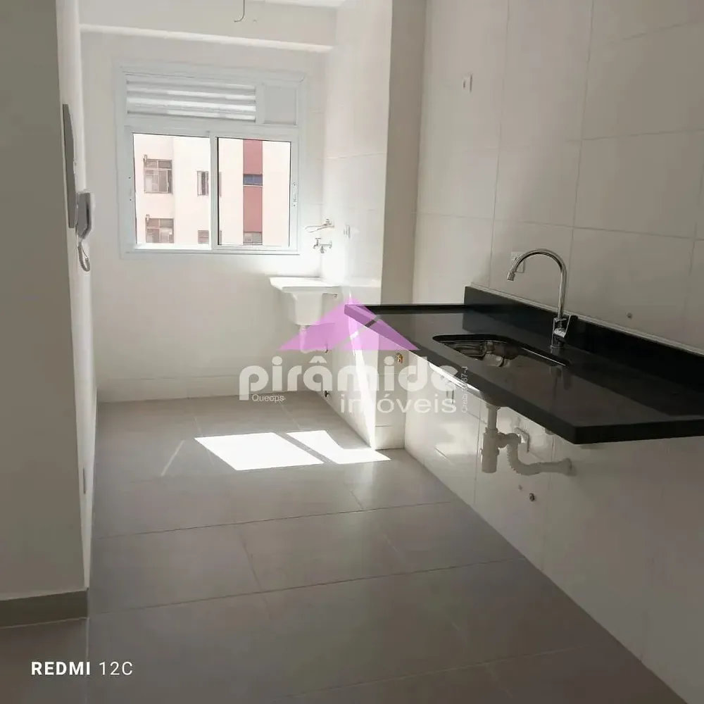 Apartamento, 2 quartos, 75 m² - Foto 4
