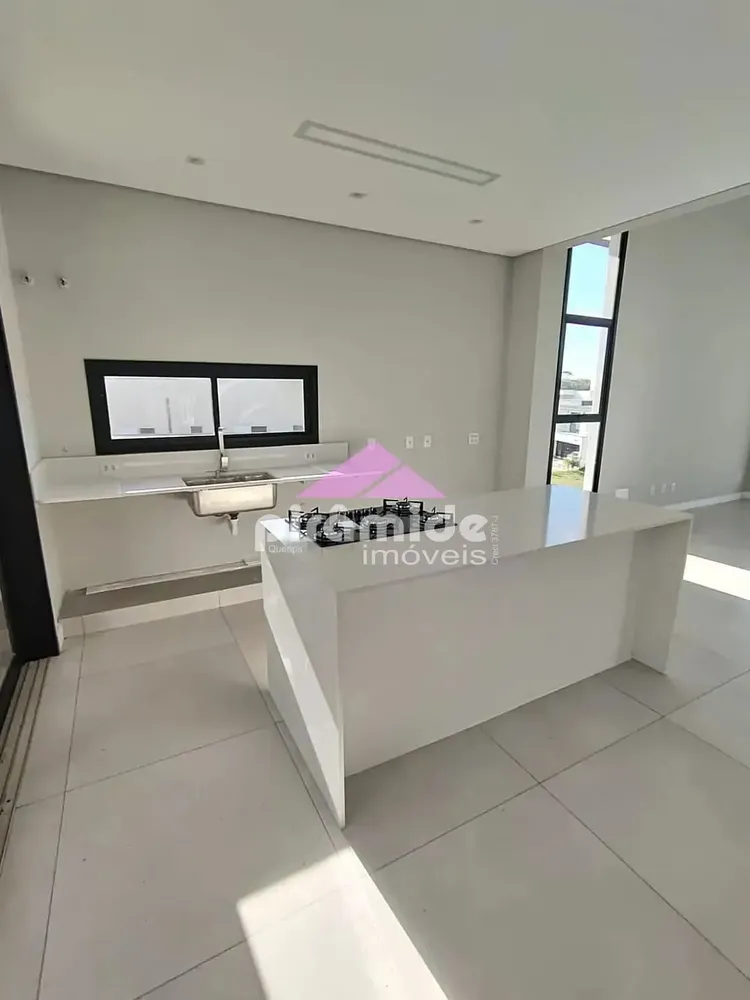 Casa, 4 quartos, 220 m² - Foto 3