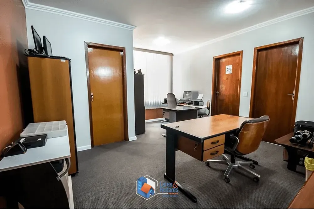 Casa, 4 quartos, 167 m² - Foto 1