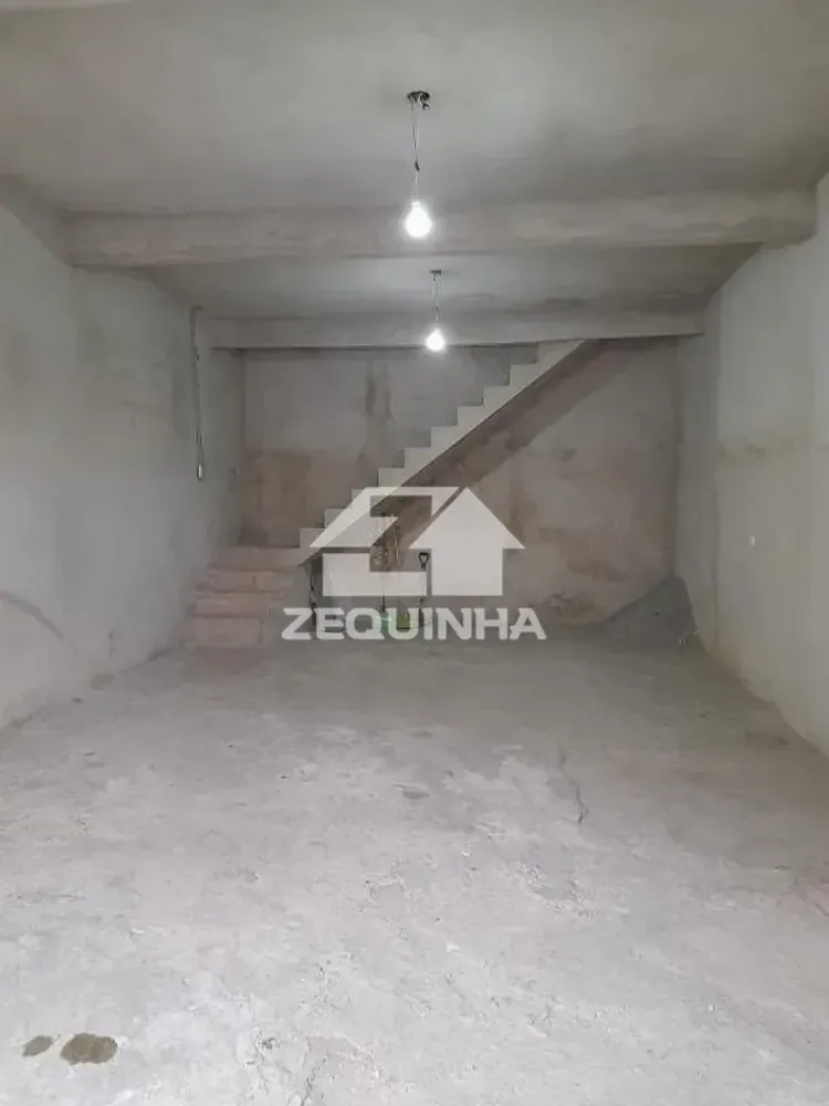 Casa, 3 quartos, 300 m² - Foto 1