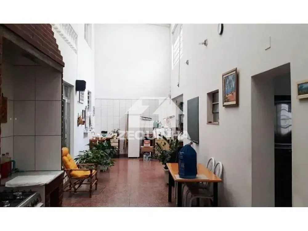Casa, 5 quartos, 218 m² - Foto 4