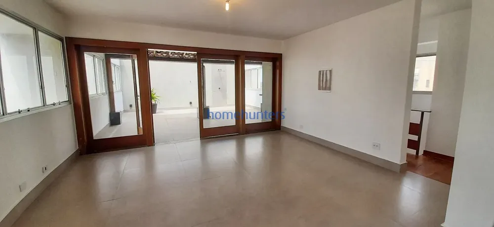 Cobertura, 3 quartos, 248 m² - Foto 1
