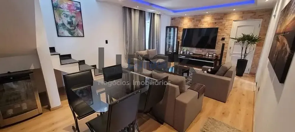 Casa, 3 quartos, 235 m² - Foto 2