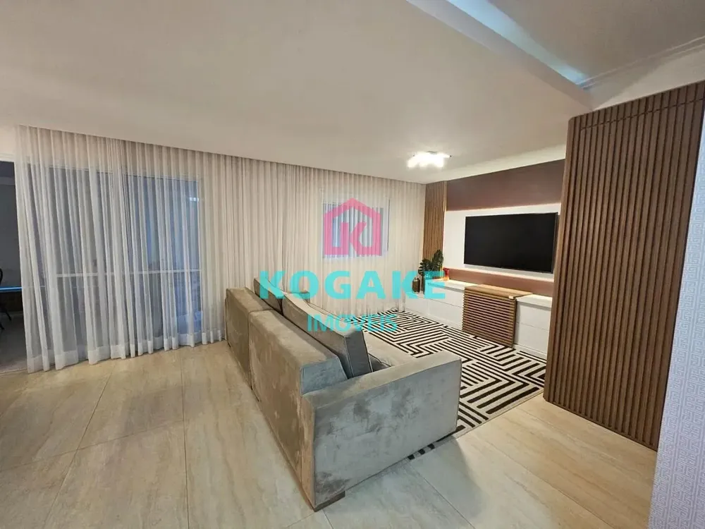 Apartamento, 3 quartos, 182 m² - Foto 1