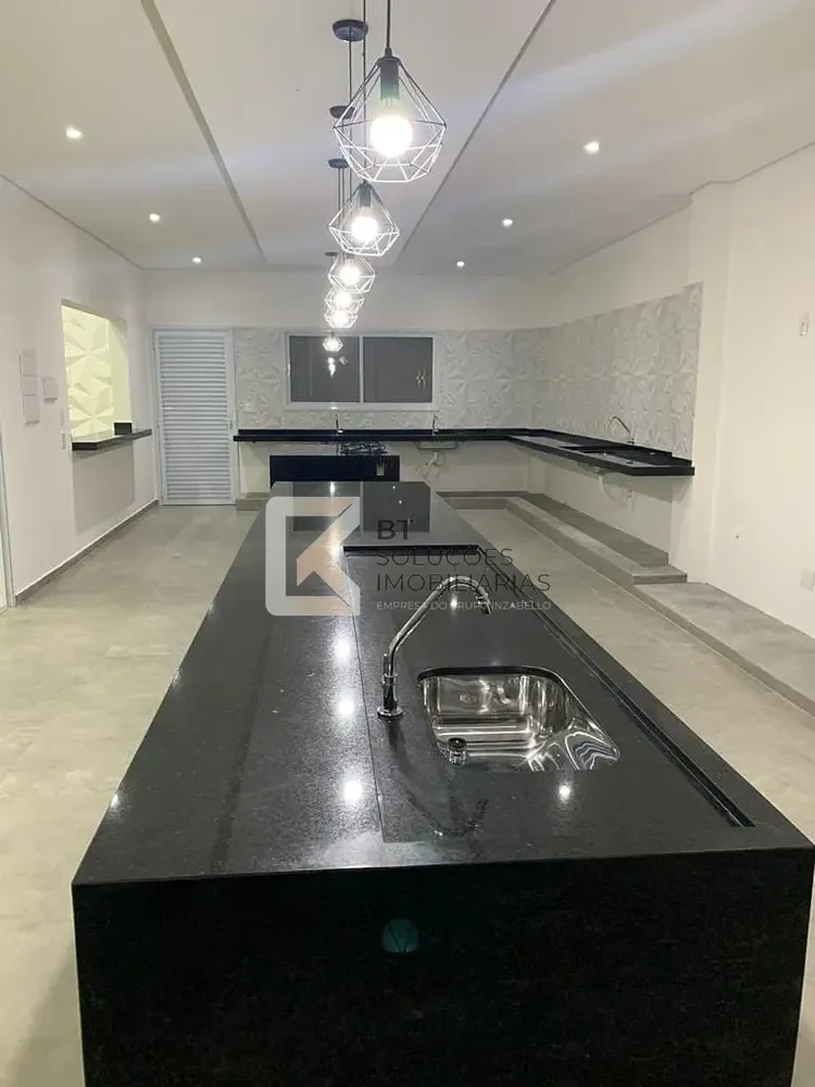 Casa, 5 quartos, 585 m² - Foto 1