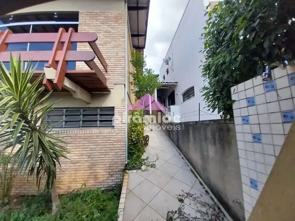 Casa, 3 quartos, 393 m² - Foto 6