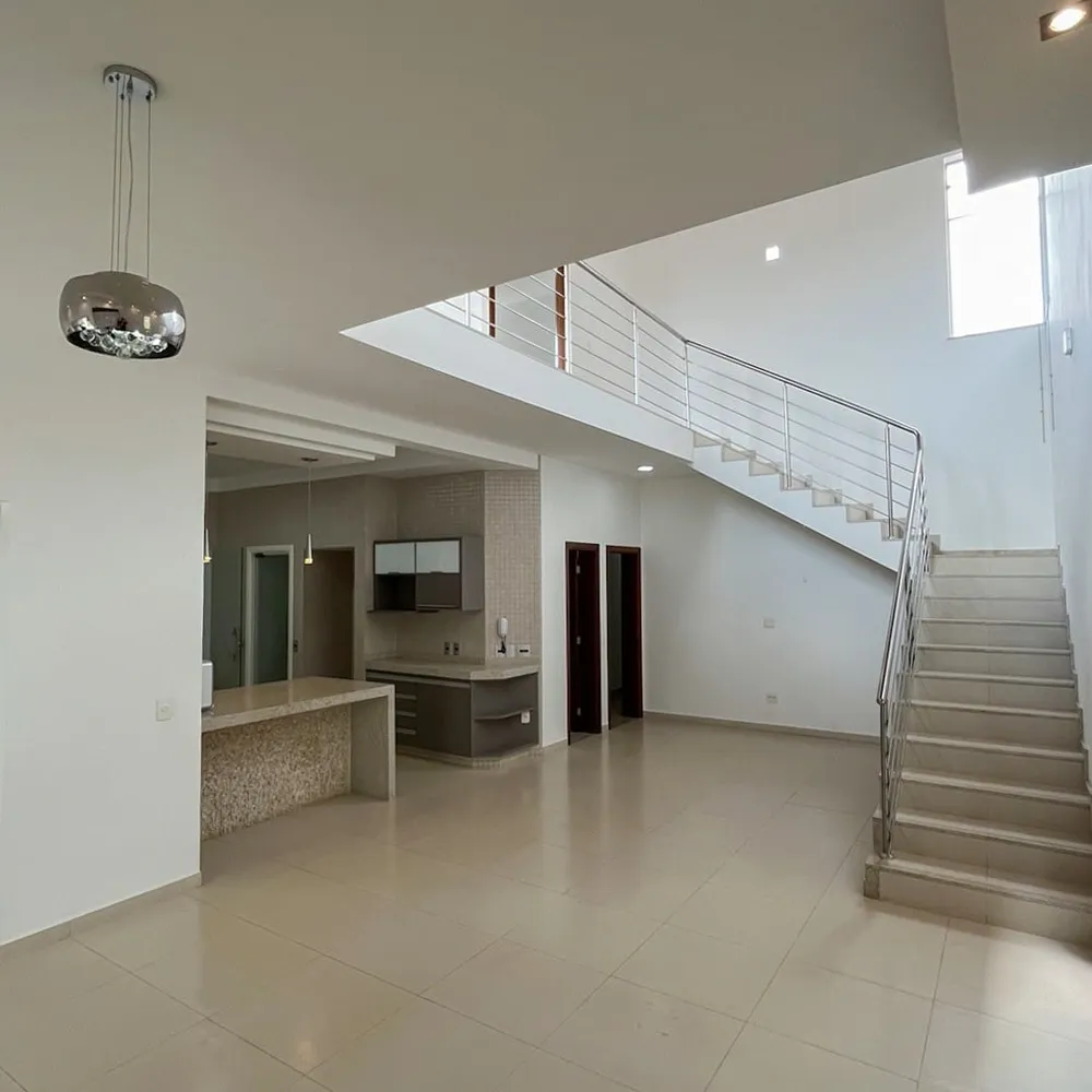 Casa, 4 quartos, 219 m² - Foto 3
