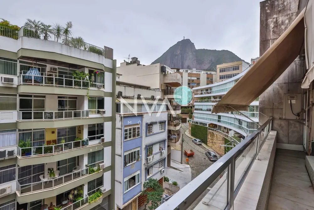 Apartamento, 3 quartos, 225 m² - Foto 2