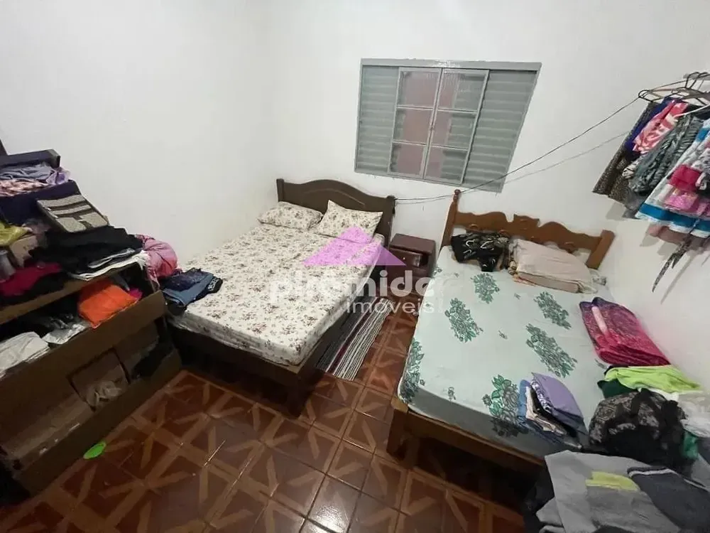 Casa, 3 quartos, 225 m² - Foto 4