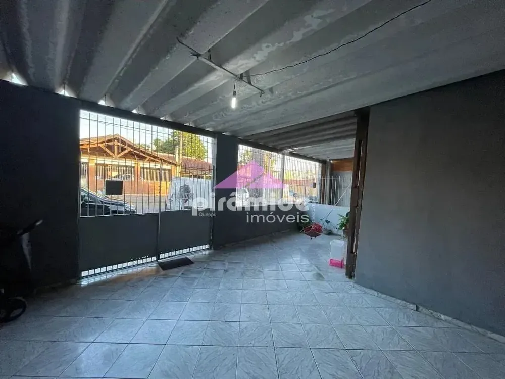 Casa, 3 quartos, 225 m² - Foto 2