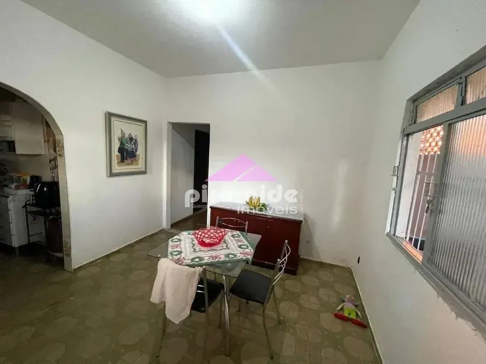 Casa, 3 quartos, 225 m² - Foto 8