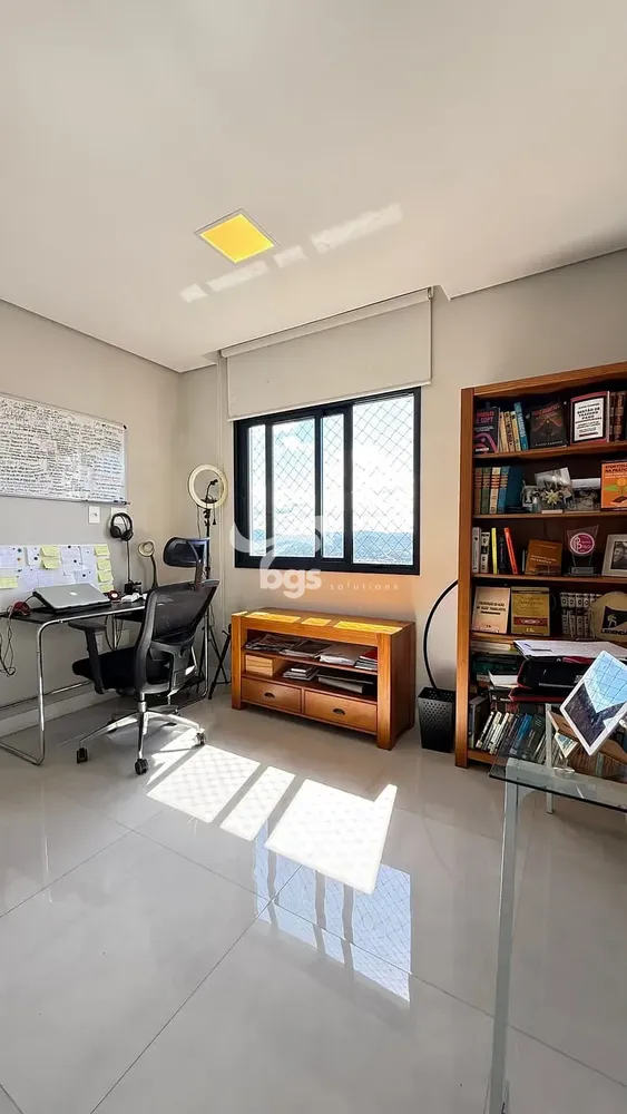 Apartamento, 3 quartos, 130 m² - Foto 1