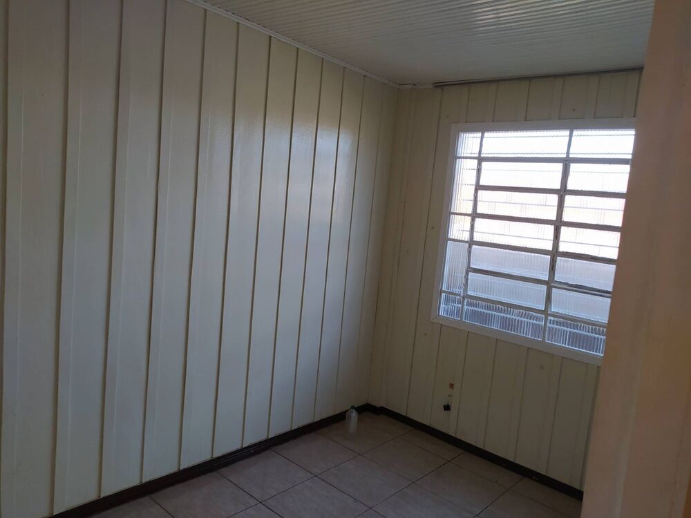 Casa à venda com 3 quartos, 105m² - Foto 4