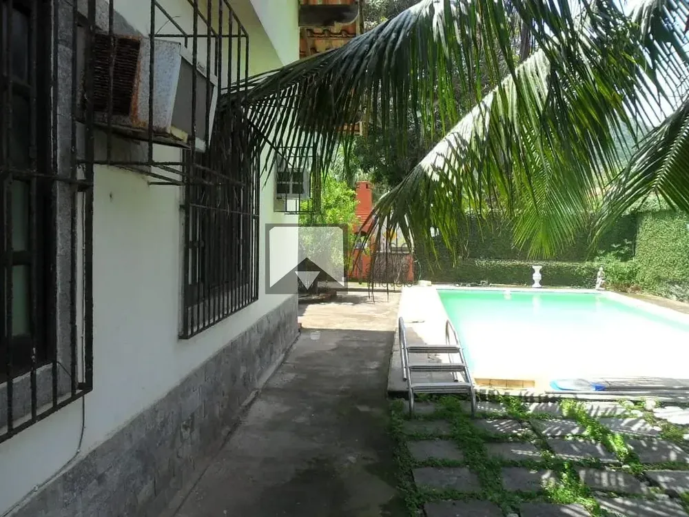 Casa, 3 quartos, 240 m² - Foto 13