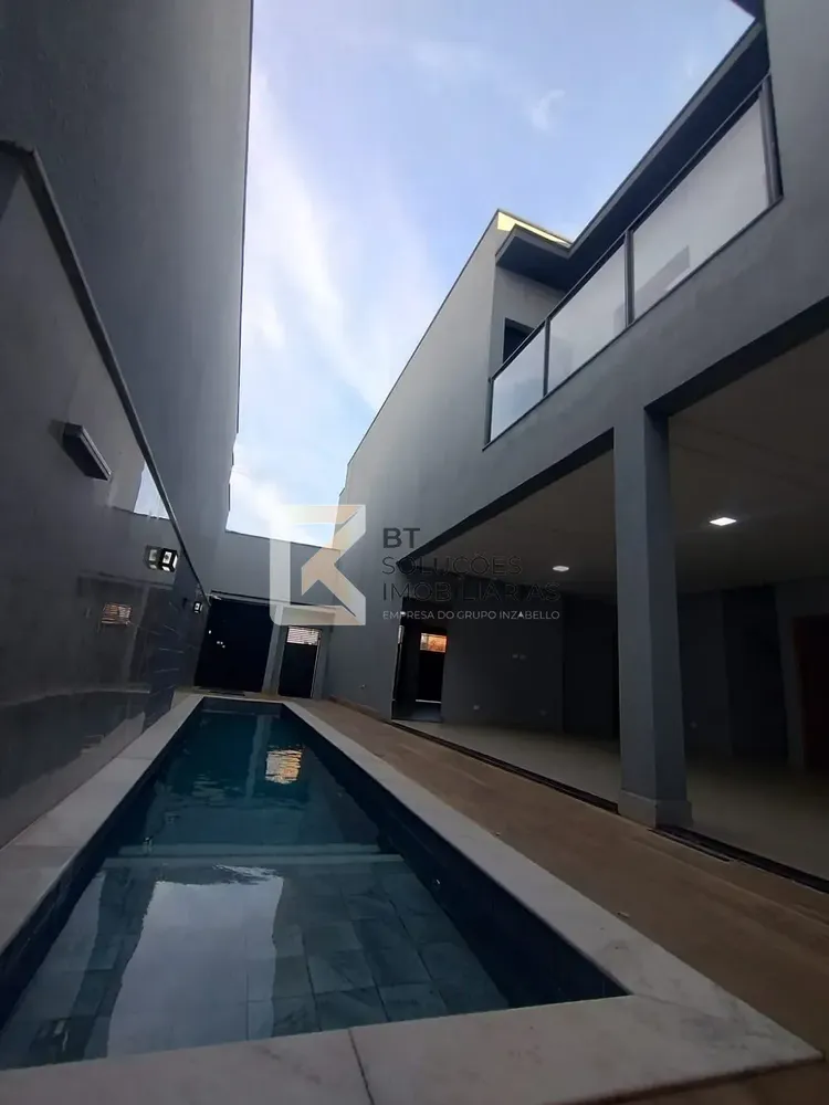 Casa, 3 quartos, 220 m² - Foto 2