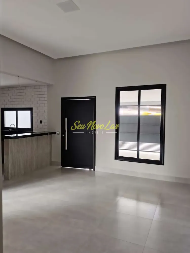 Casa, 3 quartos, 131 m² - Foto 1