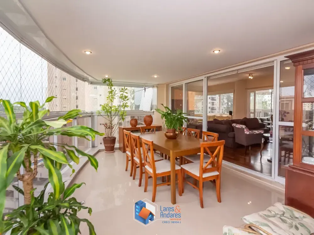 Apartamento, 4 quartos, 244 m² - Foto 1