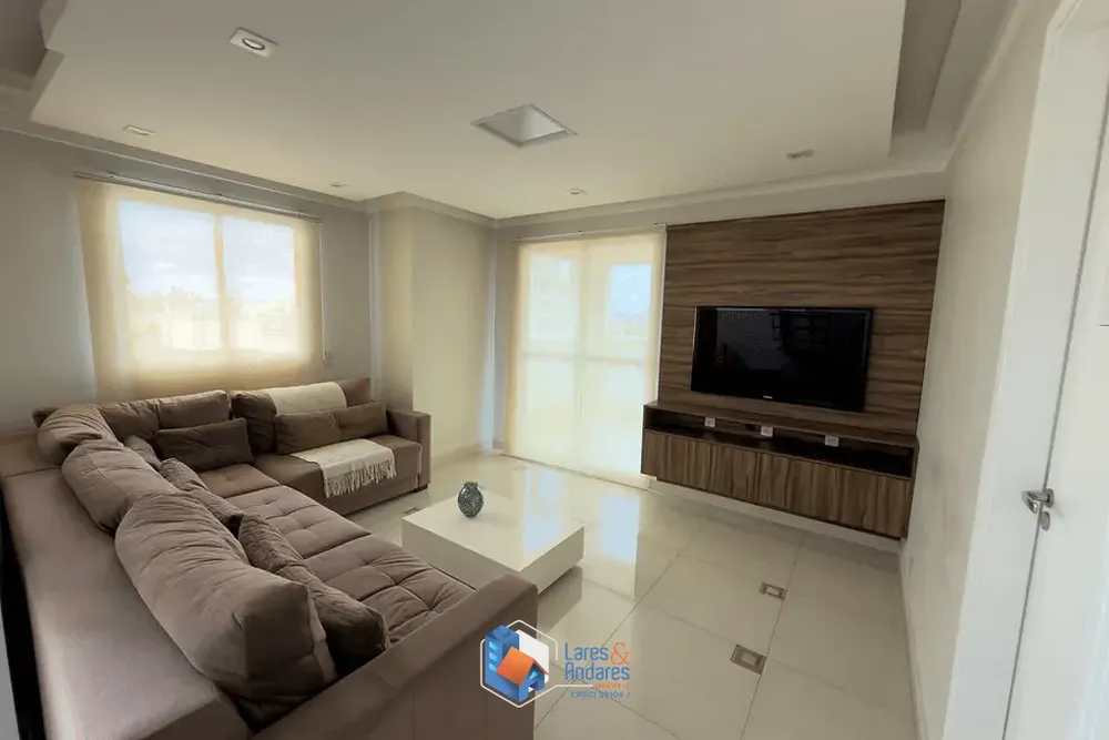 Apartamento, 3 quartos, 140 m² - Foto 1